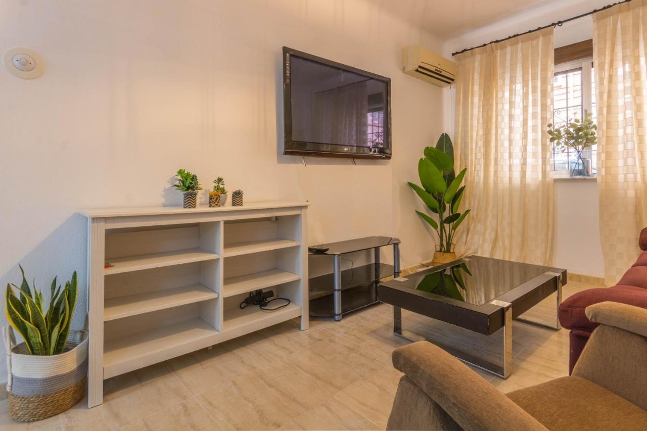 Apartamento Mundo Mencia - 3 Dormitorios En Triana Appartement Séville